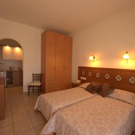 Aparthotel Summer Time - Agios Sostis (Tinos)