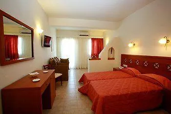 Summer Time - 3* Agios Sostis (Tinos)